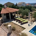 Appartement Karmen *